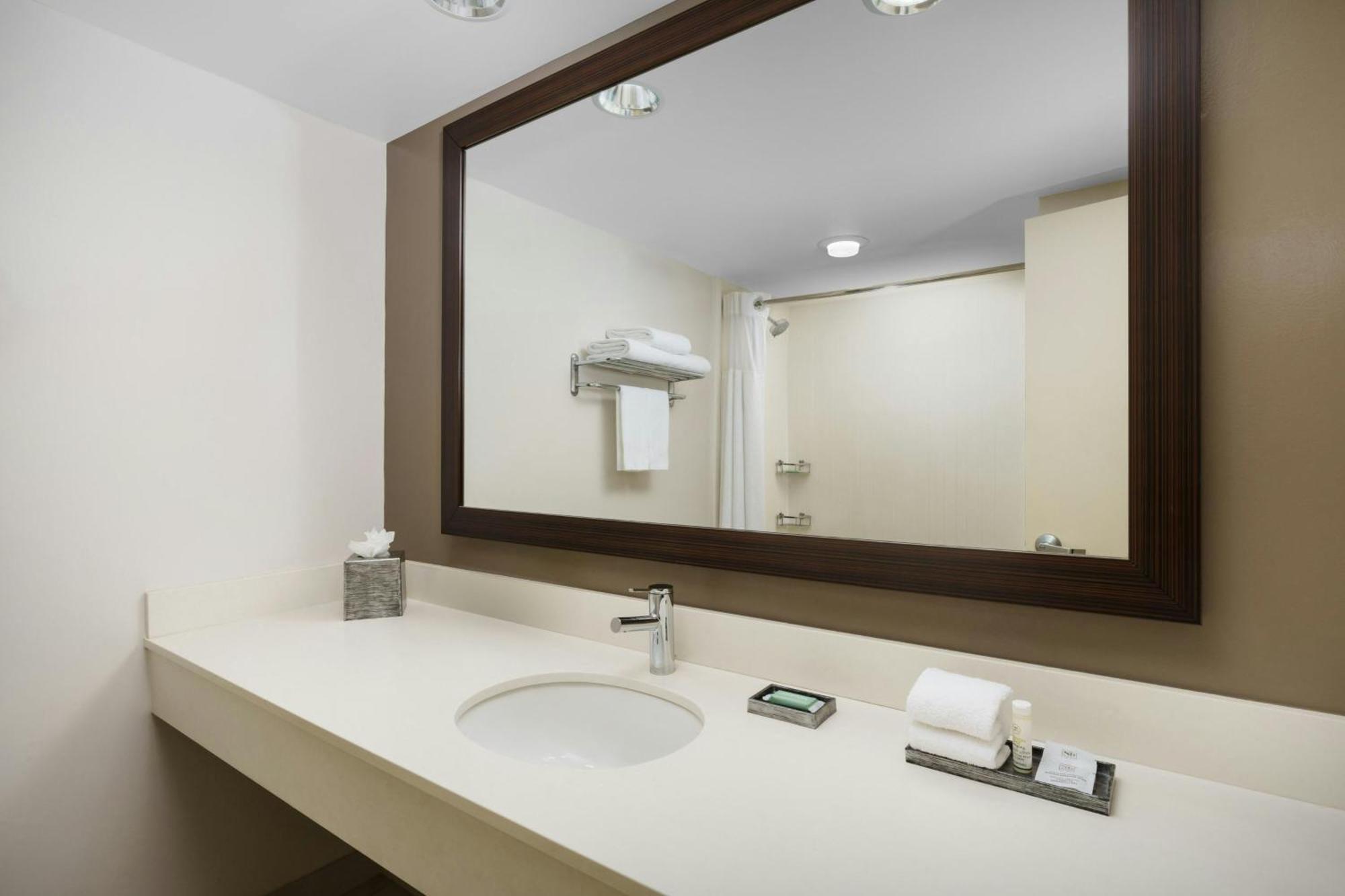 Courtyard By Marriott Fort Lauderdale North/Cypress Creek Exteriér fotografie
