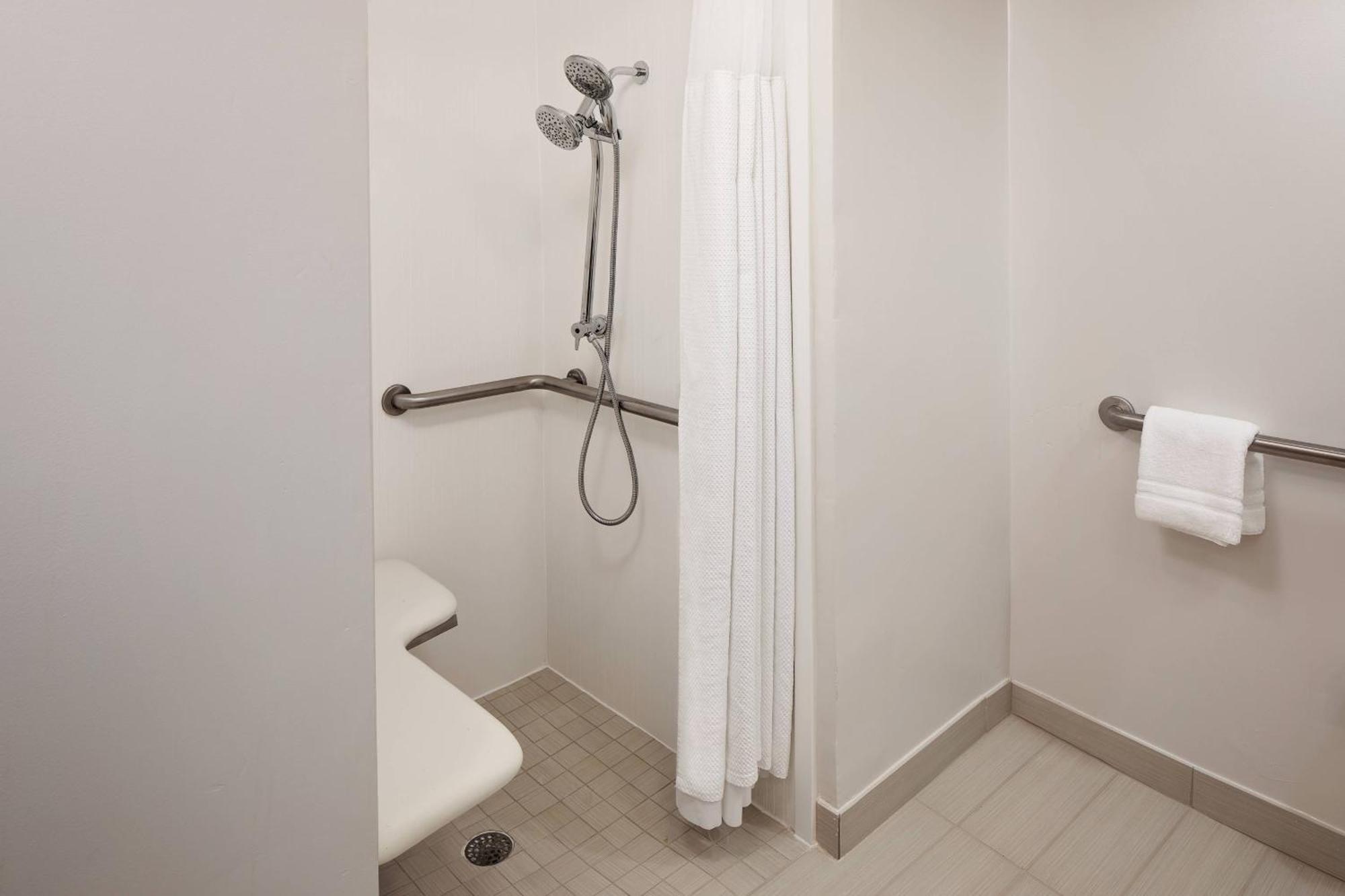 Courtyard By Marriott Fort Lauderdale North/Cypress Creek Exteriér fotografie