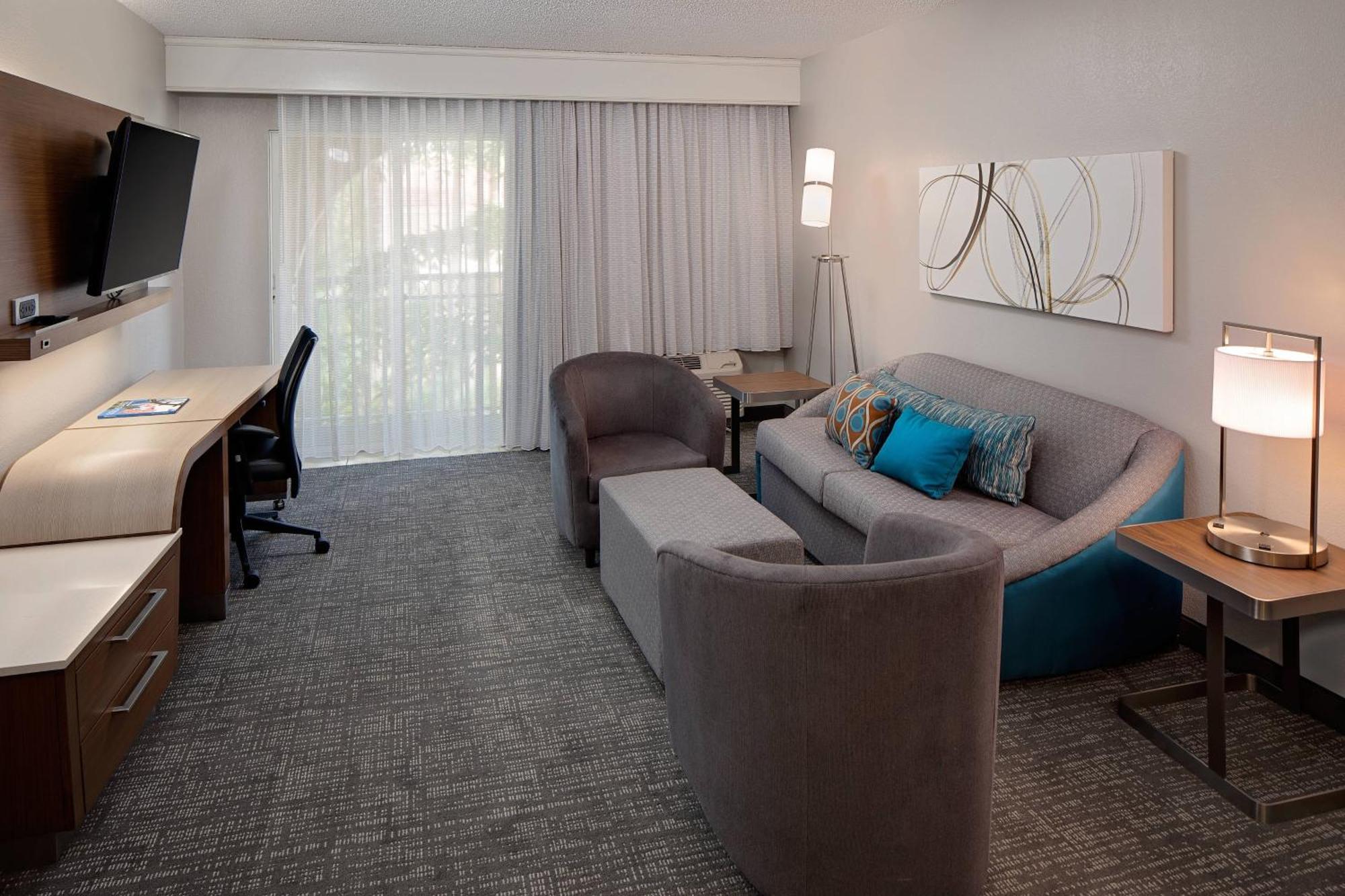 Courtyard By Marriott Fort Lauderdale North/Cypress Creek Exteriér fotografie