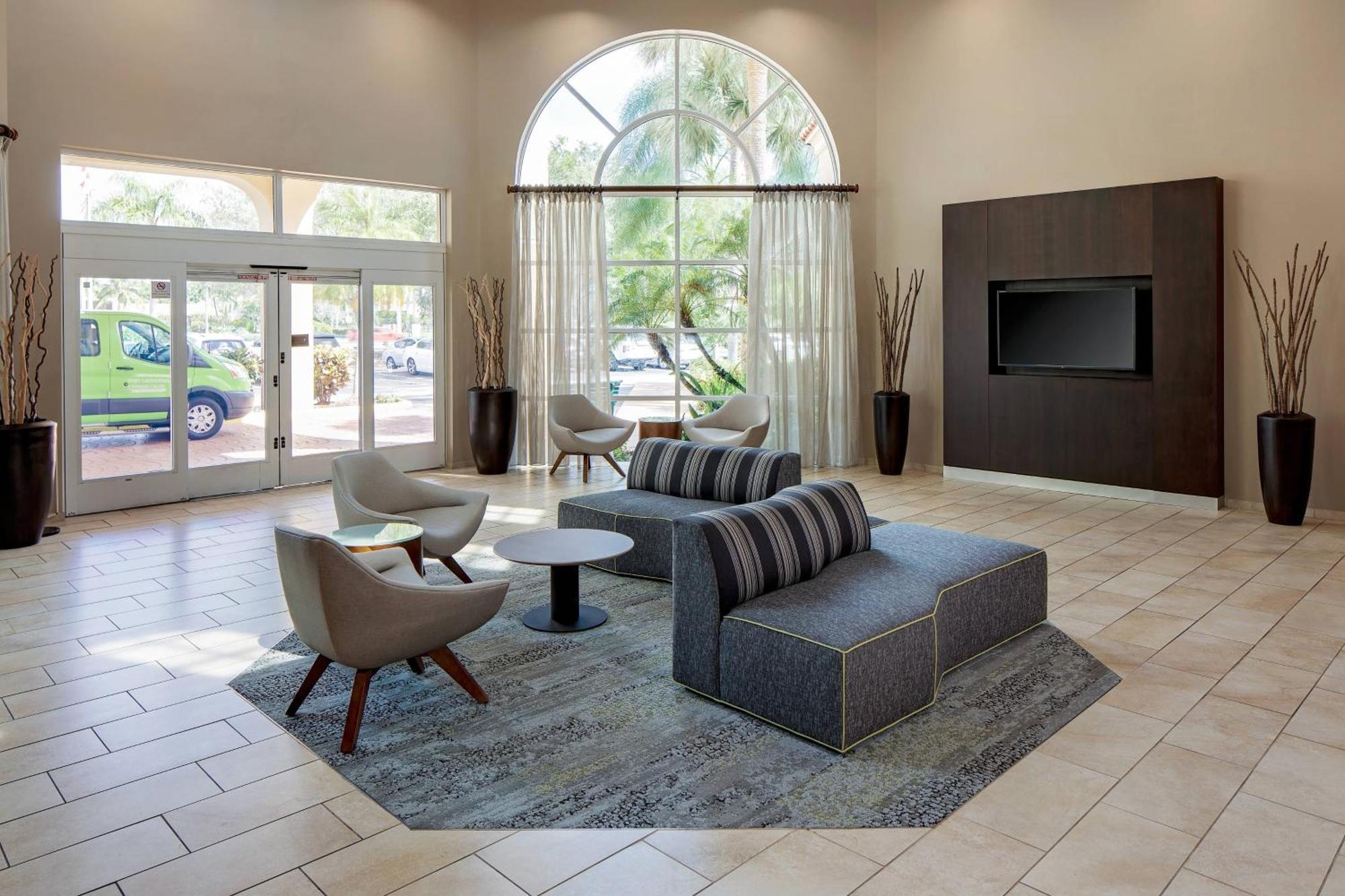 Courtyard By Marriott Fort Lauderdale North/Cypress Creek Exteriér fotografie
